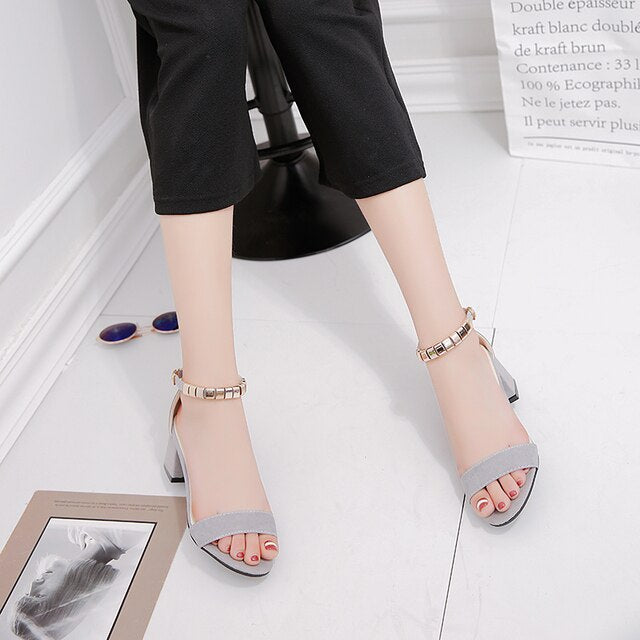 Metal String Bead Summer Women Sandals Open Toe Shoes Women's Sandles Square Heel Women Shoes Korean Style Gladiator Shoes