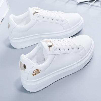 2021 Women Casual Shoes New Spring Women Shoes Fashion Embroidered White Sneakers Breathable Flower Lace-Up Women Sneakers