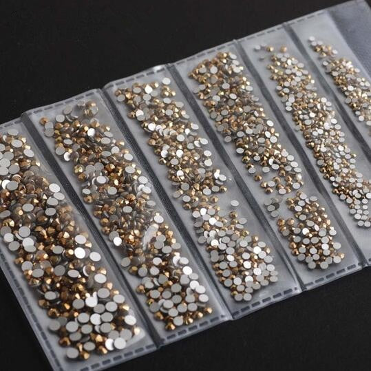 Super Glitter Rhinestones 14 Colors ss3-ss10 Non HotFix FlatBack Glass Nail Art Rhinestones Nail Scrapbook Decorations