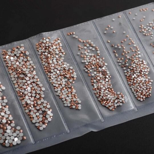 Super Glitter Rhinestones 14 Colors ss3-ss10 Non HotFix FlatBack Glass Nail Art Rhinestones Nail Scrapbook Decorations