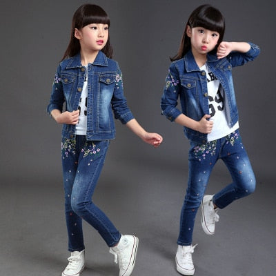 Children's wear children's Denim suit 2021 spring and autumn wear 8 girls 9 middle school girls 12 denim three piece suit