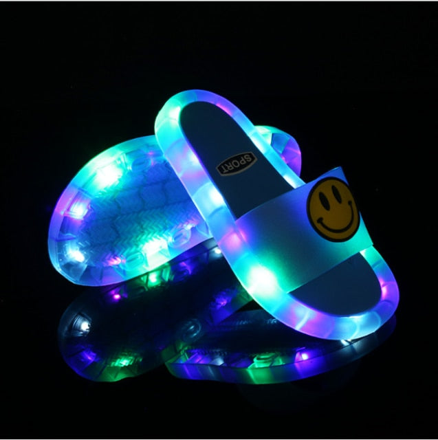 2021 Summer Girls Boys Luminous Slippers Children Soft PVC Shoes Toddler Kids Home Sandals Comfortable Baby Slides blue shoes