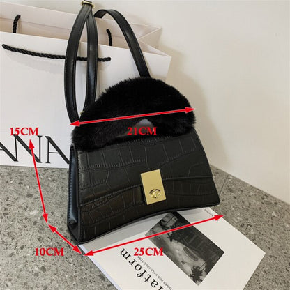 2021 New Luxury Brand Handbags Women Bag Designer Fashion Single Shoulder Messenger Saddle Bags Fashionable Purses Lipstick Bag